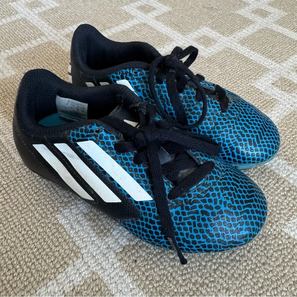 adidas Predator Youth Soccer Cleats FG Blue Black Textured Stud Sports Kids 11
